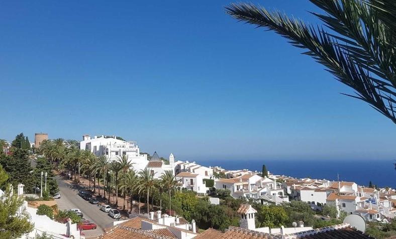 Beautiful Apartment With Amazing Sea View Nerja Exterior photo